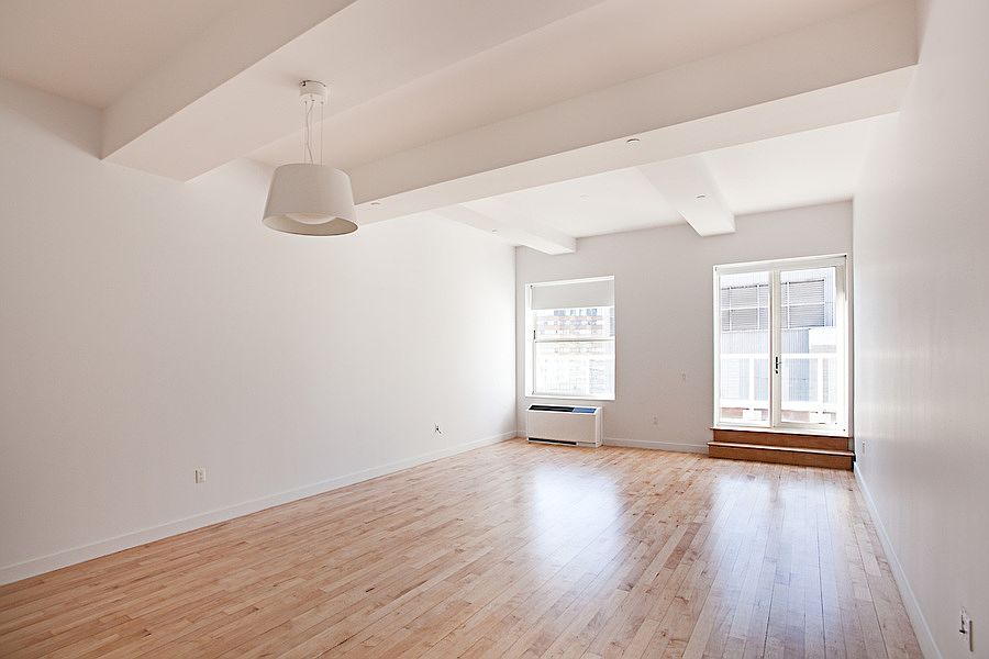 1st image of 15 Broad St APT 2914