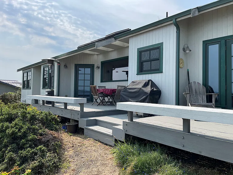 1504 Clallam St — Photo 1