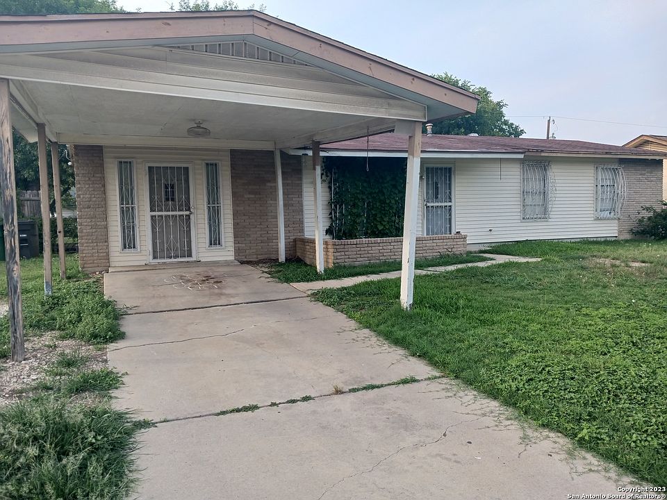 1st image of 7155 HICKORY GROVE DR