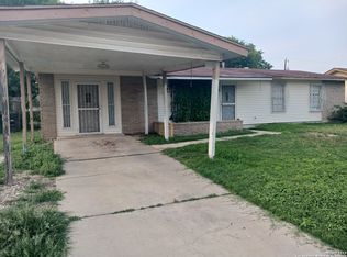 7155 Hickory Grove Dr, San Antonio, TX 78227