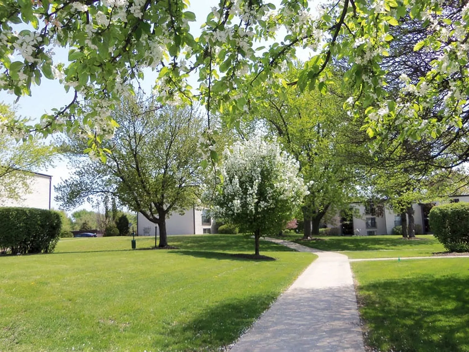 Prairie Pointe — Photo 1