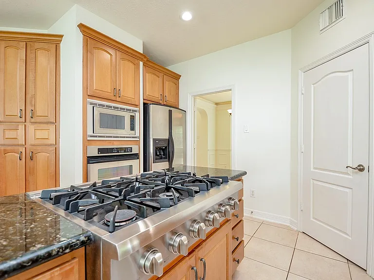 12522 Aliso Bend Ln — Photo 10