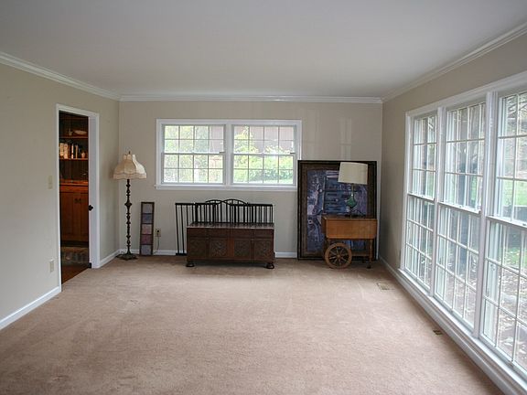 4th image of 3762 Bowman Circle Dr NE