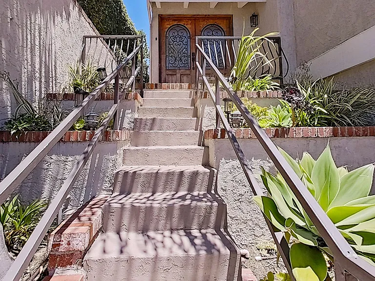 33672 Chula Vista Ave #C — Photo 40