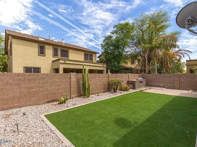 3828 E Bridgeport Pkwy — Photo 35