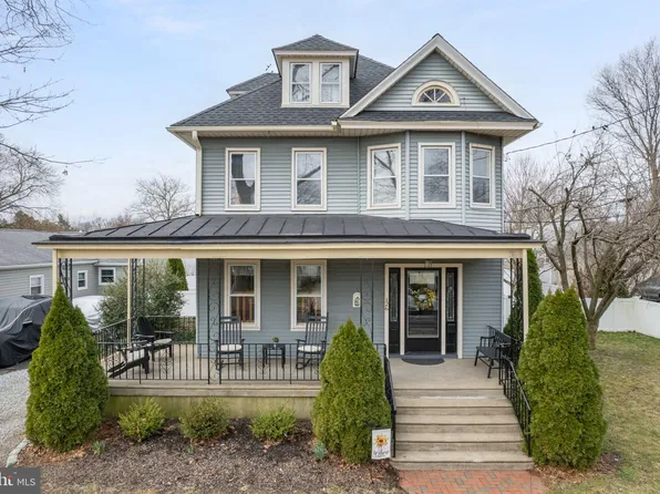 26 Cedarcroft Ave, Audubon, NJ 08106