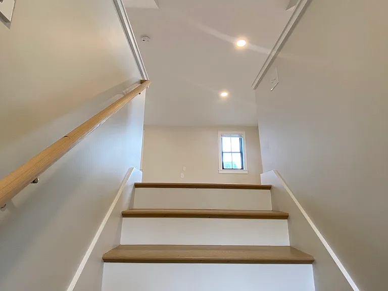 31-33 Brimmer St #2 — Photo 17