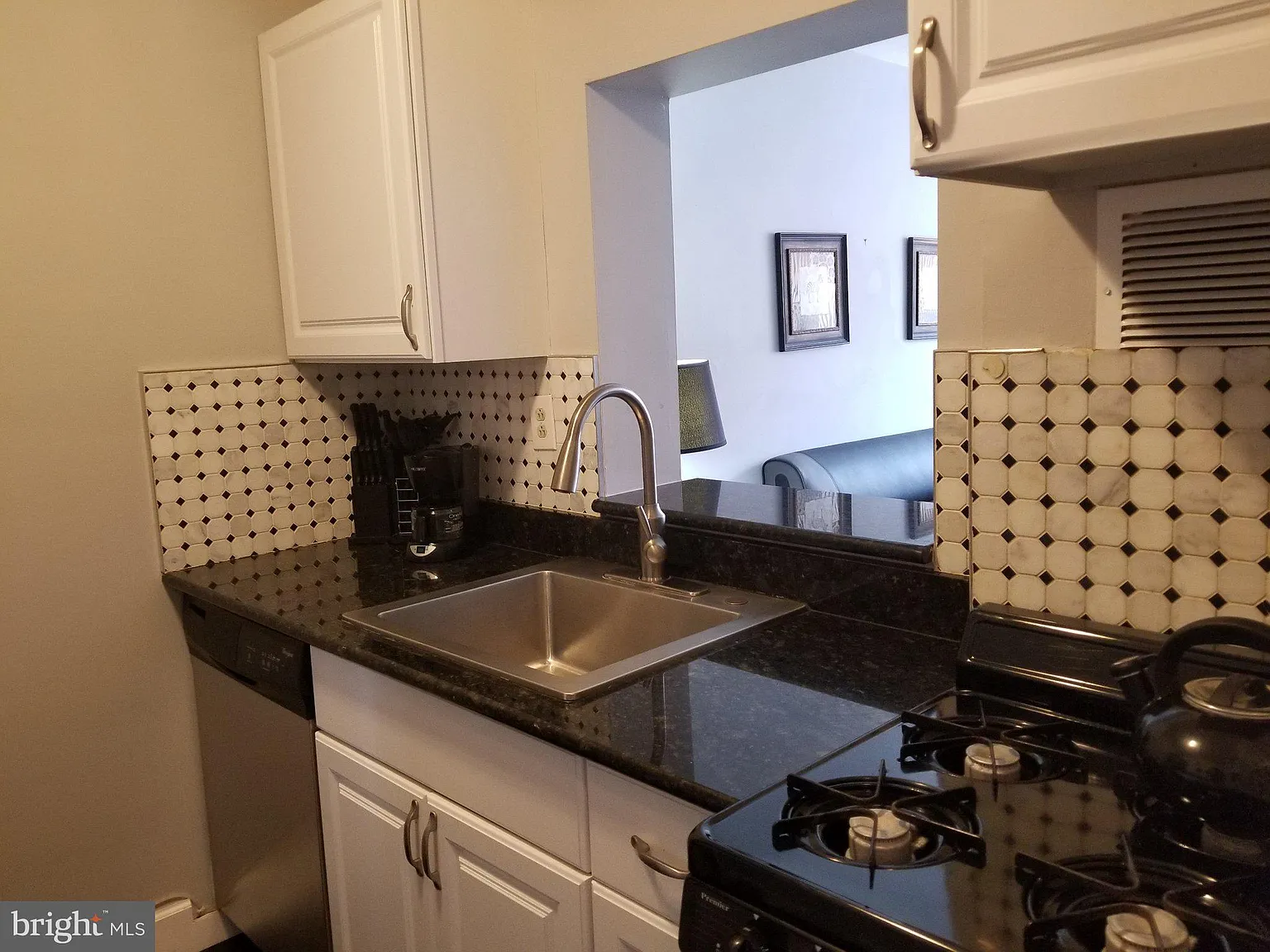 1 bed, 1.0 bath, 514 sqft, $1,800 — Photo 3