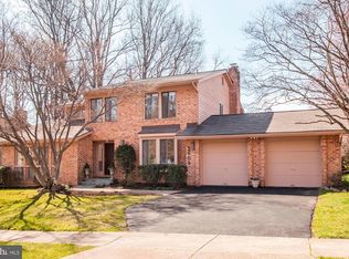 2609 Oakenshield Dr, Rockville, MD 20854