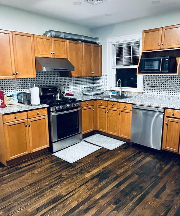 1st image of 1322 Washington St #2