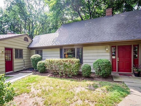 4th image of 16 W Hill Ln
