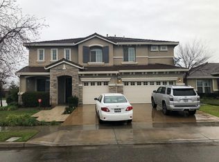 7082 E Ramona Way, Fresno, CA