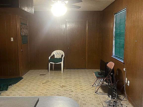 4th image of 2005 Easy St