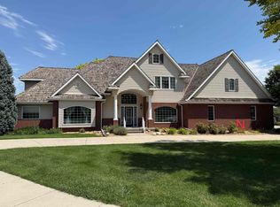 1005 Darrus Dr, Norfolk, NE 68701