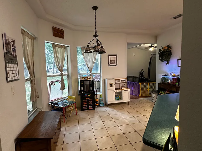 6476 Larry Ave — Photo 5
