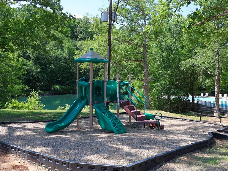 2101K Mandalay Dr #2101K — Photo 2