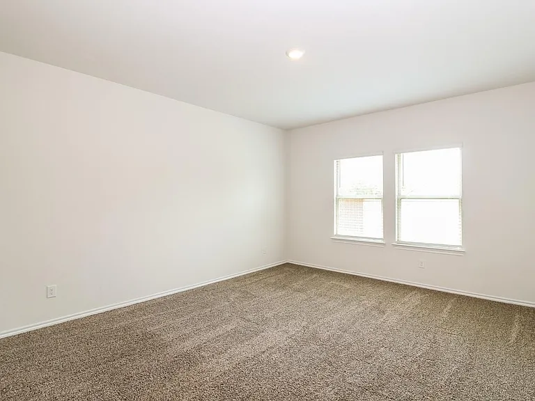 3124 Glazner Dr — Photo 6