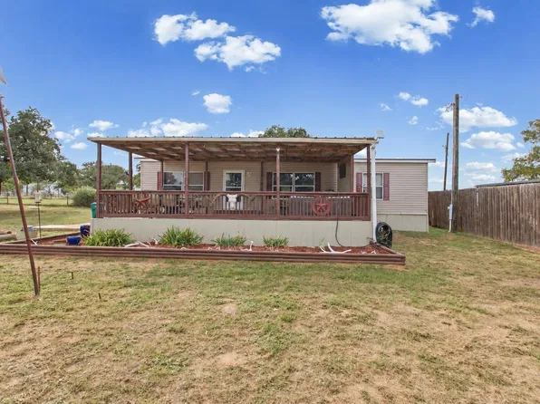 101 Red Dog Rd, Tow, TX 78672