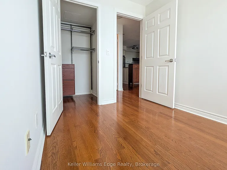 70 High Park Ave #1007 — Photo 20