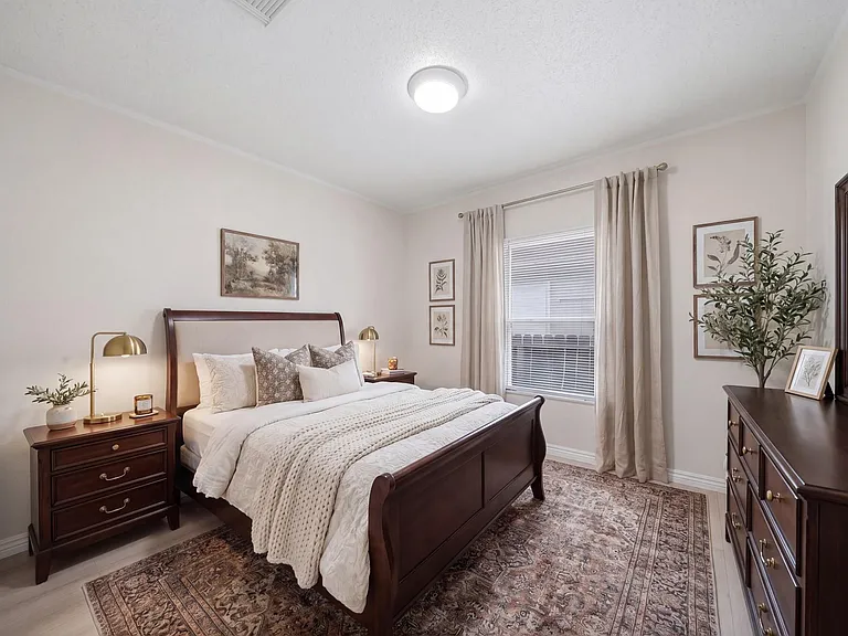 11730 Greenglen Dr — Photo 25