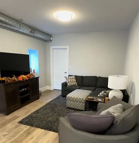 66 Albert St W #1 — Photo 11