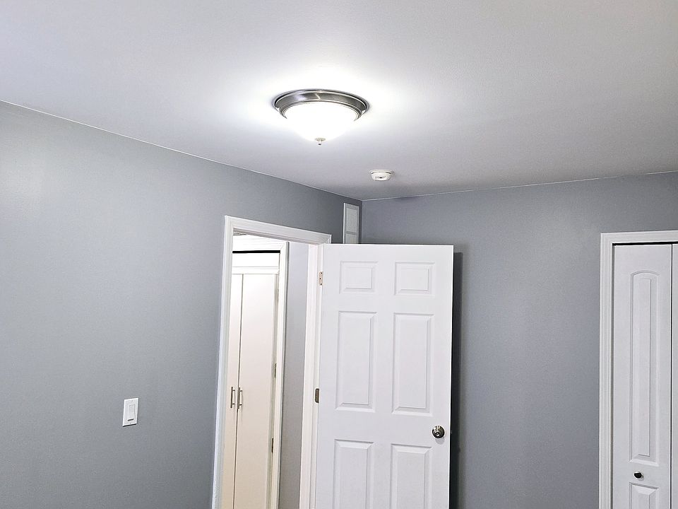 2557 N Duck Lake Rd #1, photo 6