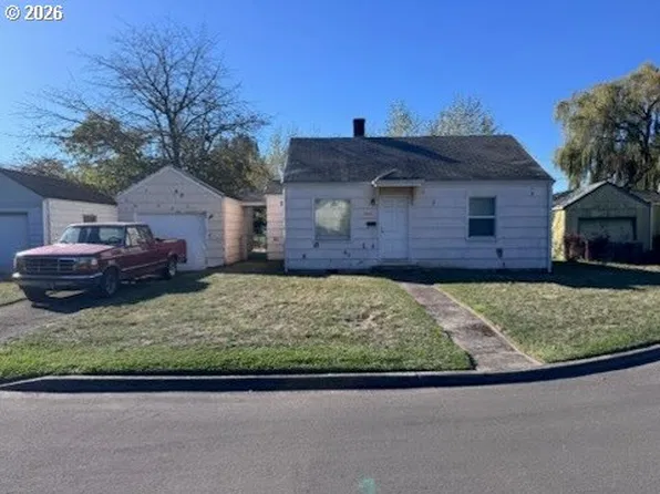 1807 NE Walnut Ave, Troutdale, OR 97060
