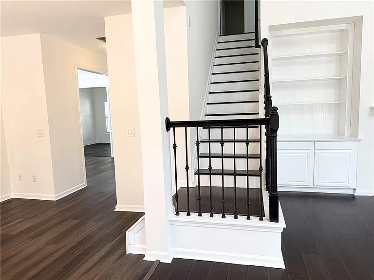4306 Suwanee Brook Ct — Photo 37