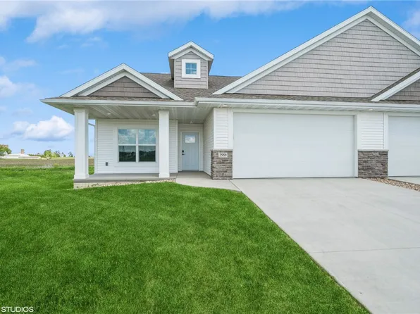 2559 Bluegrass St, Marion, IA 52302