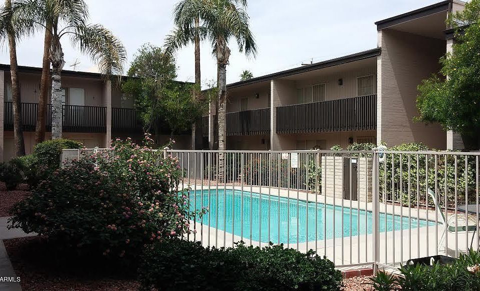 1st image of 1828 W Tuckey Ln Unit 4