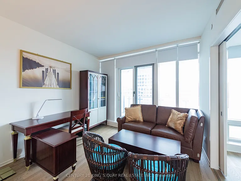 1 Bloor St E #1708 — Photo 9