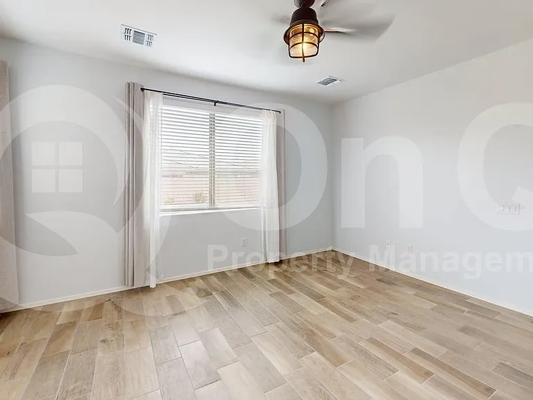 11929 E Ryscott Cir — Photo 8