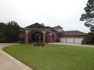118 Candlewood Dr, Alma, GA 31510