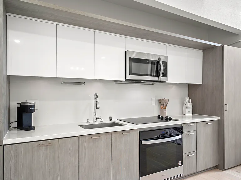 1601 Kettner Blvd #21 — Photo 8