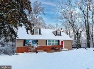 6 Cypress Cir, West Deptford, NJ 08096