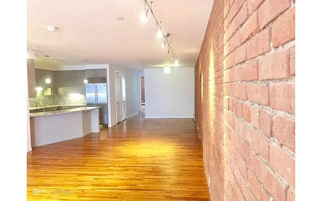 Rented by Douglas Elliman | media 21