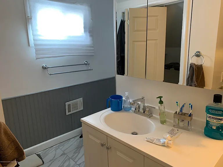 191 Norgrove Ave — Photo 6