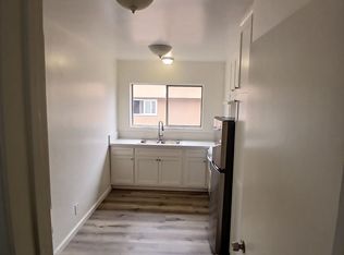 425 W Regent St APT 7, Inglewood, CA 90301