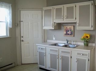 83 W Boylston St APT 4, Worcester, MA 01606