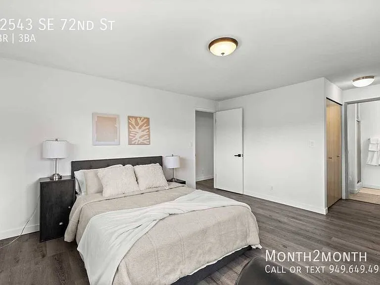 12543 SE 72nd St — Photo 16