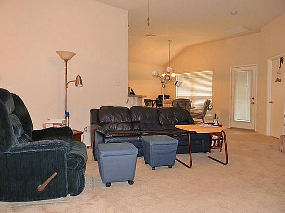 3rd image of 4505 Wheatland Dr