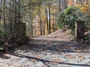 515 Pack Hill Rd, Blowing Rock, NC 28605