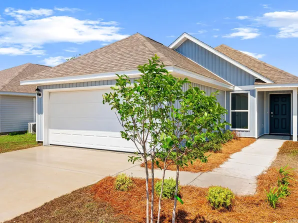 8401 Park Place Dr, Panama City, FL 32404