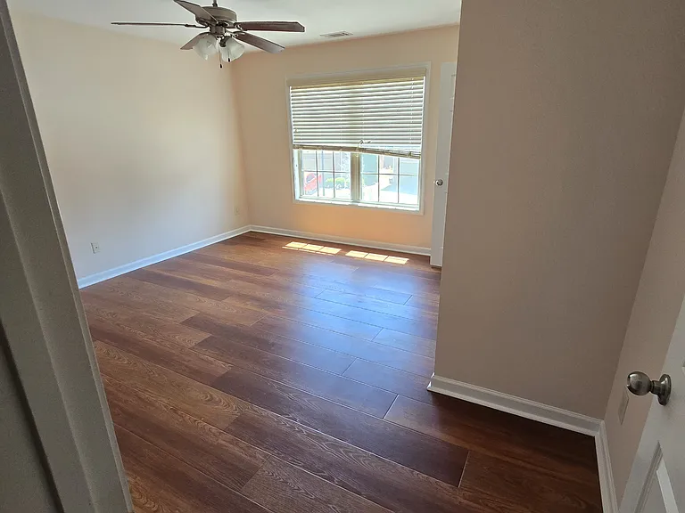 187 Thorncrest Ct — Photo 14