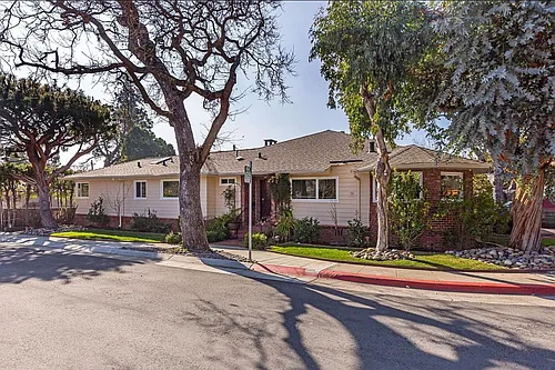 506 E Capistrano Way Photo 1