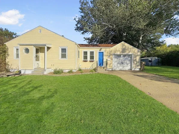 1301 1st St SW, Minot, ND 58701