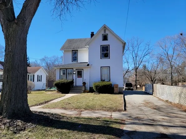 1022 Furman St, Rockford, IL 61101