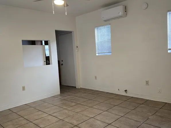 1442 Alamitos Ave #C, Long Beach, CA 90813