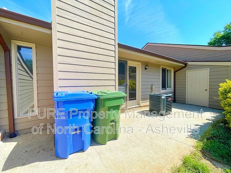 11 Elderberry Ln #B — Photo 12