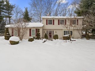 6233 Regent Ct, South Bend, IN 46614